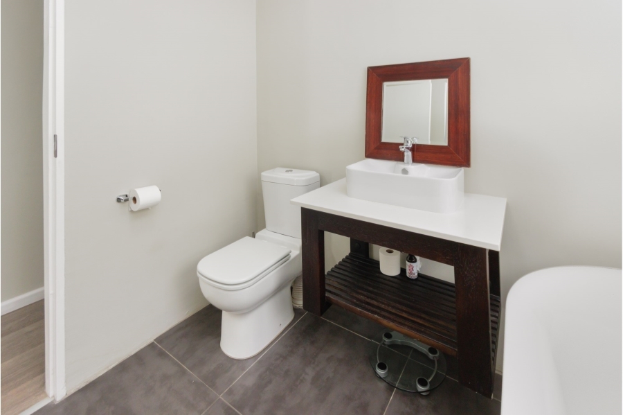 3 Bedroom Property for Sale in Mountainside Western Cape